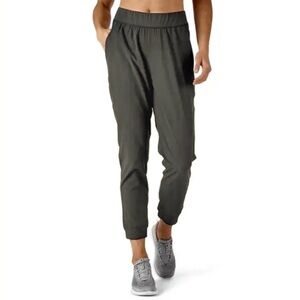 Cotopaxi W’s Veza Adventure Jogger in Iron - NWT